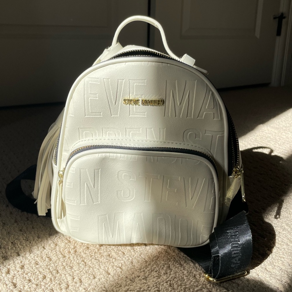 Steve Madden Mini Backpack Bag NWOT White Cream